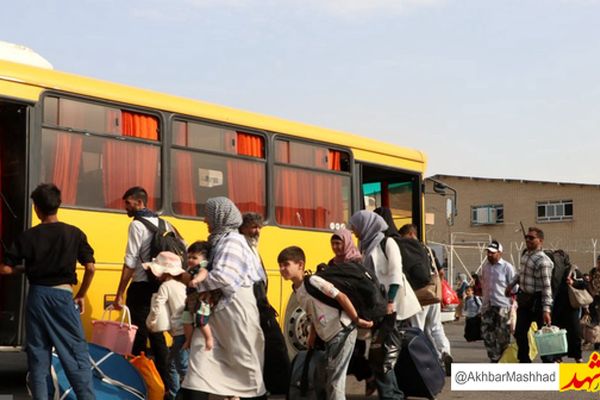 خروج ۸۲۰هزار مهاجر افغانستانی از مرز دوغارون