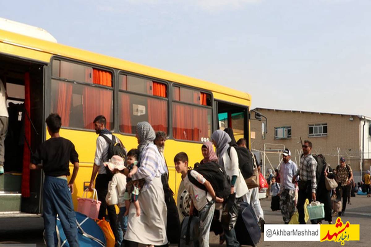 خروج ۸۲۰هزار مهاجر افغانستانی از مرز دوغارون