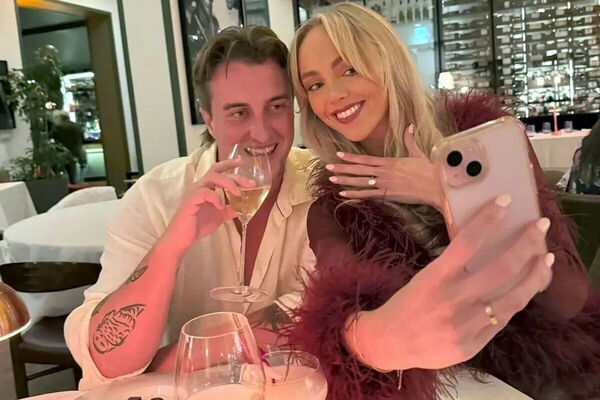  بازیگر زن فیلم های مستهجن: شوهرم حق رابطه با زنان دیگر را ندارد