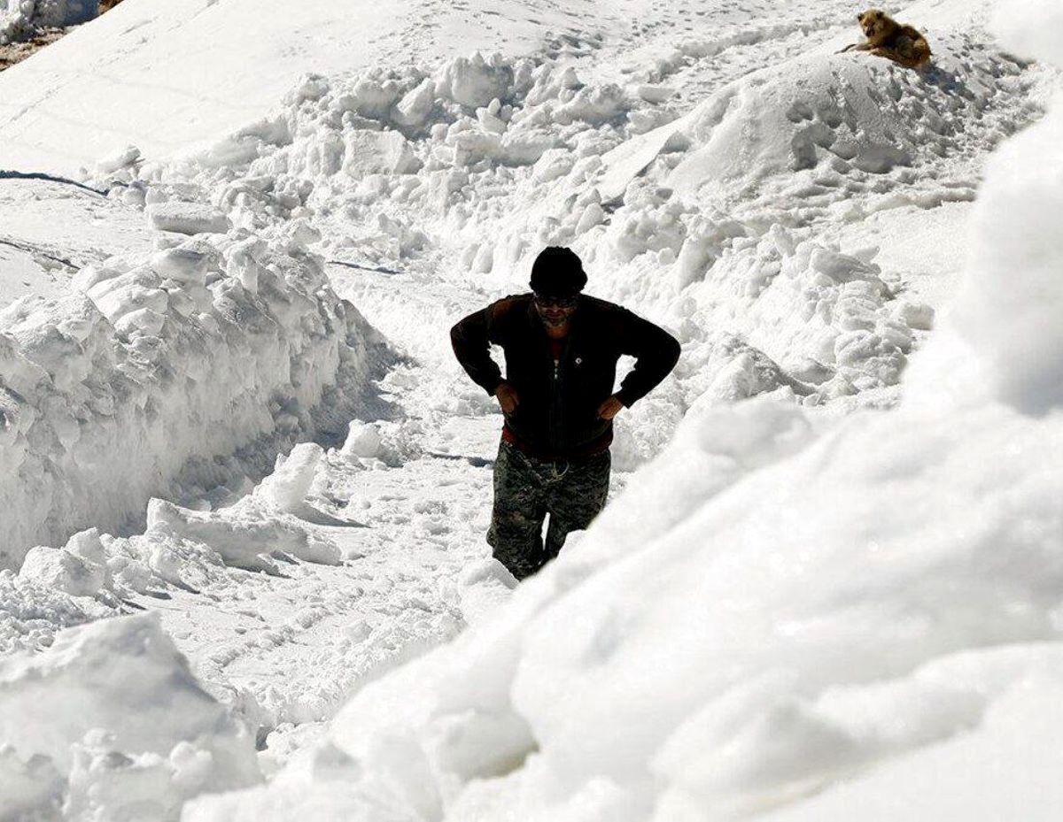 اتفاق وحشتناک در مازندران/ یک نفر بر اثر سرما در خودرو یخ زد