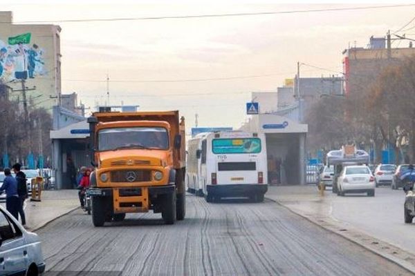 اقدامات ویژه مدیریت‌شهری مشهد برای اتمام بهسازی خسارات دی‌ماه ۱۴۰۴ | آغاز تعمیر مسیر اتوبوس‌های بی‌آرتی طبرسی، از امروز
