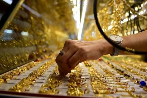 اعلام قیمت طلا، سکه و دلار در مشهد در آخرین روز کاری سال (۲۸ اسفند ۱۴۰۴) | جهش قیمت دلار