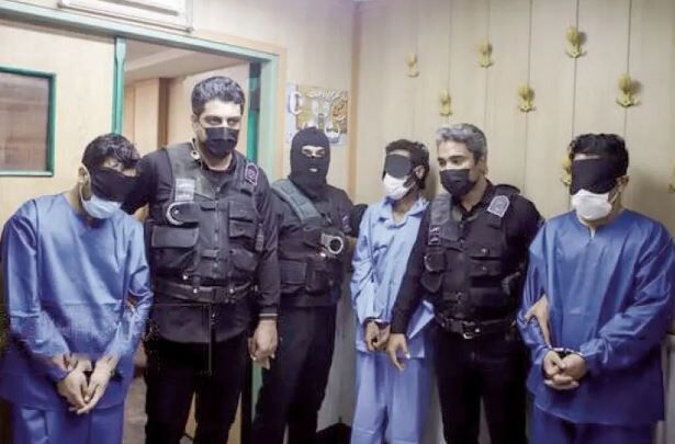 سارقان مسلح جنایتکار پس‌از دستگیری توسط پلیس مشهد به قصاص محکوم شدند