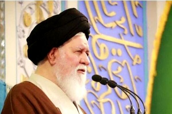 آیت الله علم‌الهدی: آمریکا در هفتاد روز اخیر بیش از ۳۰ مورد شکست را تجربه کرده است