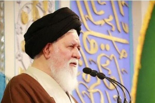 آیت الله علم‌الهدی: آمریکا در هفتاد روز اخیر بیش از ۳۰ مورد شکست را تجربه کرده است