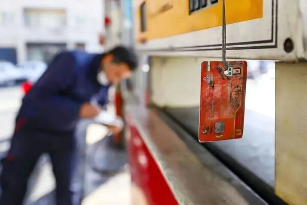 آیا بنزین آزاد در مشهد دچار کمبود شده است؟