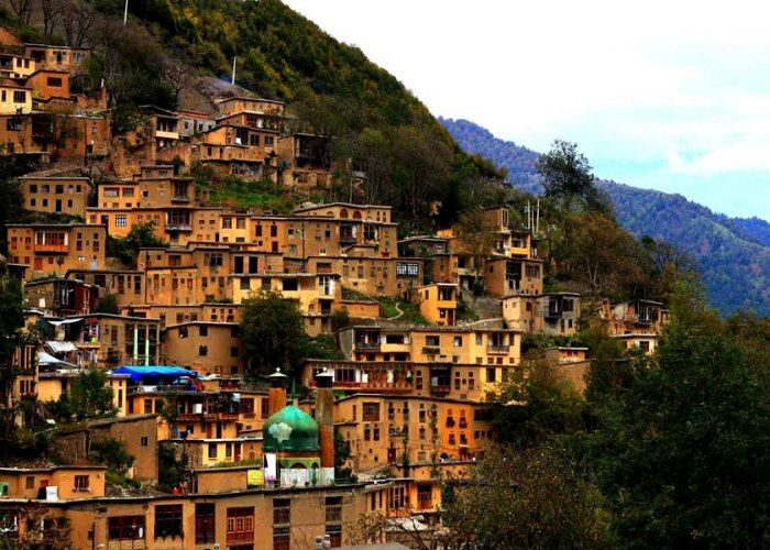 فومن کجاست؟ مسیر دسترسی، تاریخچه و بهترین زمان سفر
