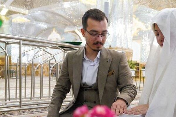 روایت‌هایی از عقد زوج‌های جوان در حرم امام رضا علیه‌السلام | عقد‌های آسمانی در حرم امام مهربانی