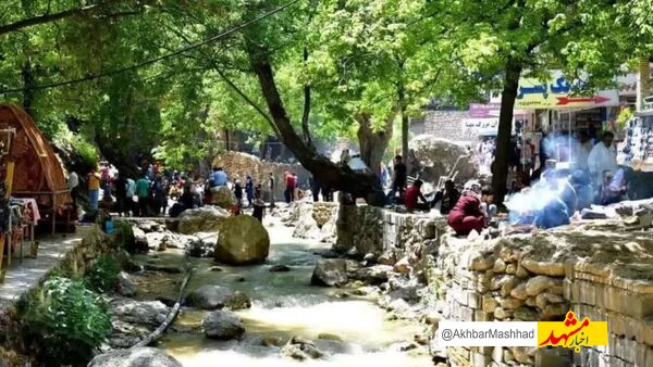 بازدید سالانه ۵ میلیون گردشگر از آبشار اخلمد چناران