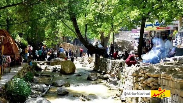 بازدید سالانه ۵ میلیون گردشگر از آبشار اخلمد چناران