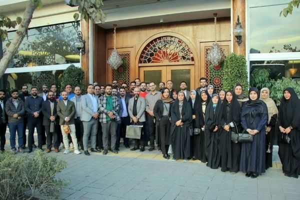 تجلیل از محمد جواد طاهریان، در ویژه‌برنامه «ستارگان خبرفوری»