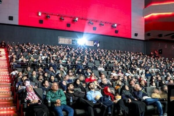 سینماها همراهی با مردم را رها نمی کنند | خراسان رضوی رکورددار تعداد مخاطب در ایام جنگ رمضان