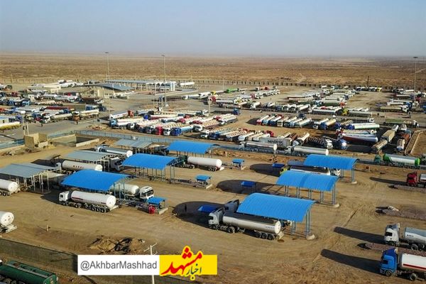 خسارت روزانه ۲ میلیون دلاری ناشی از توقف ناوگان در مرز دوغارون 