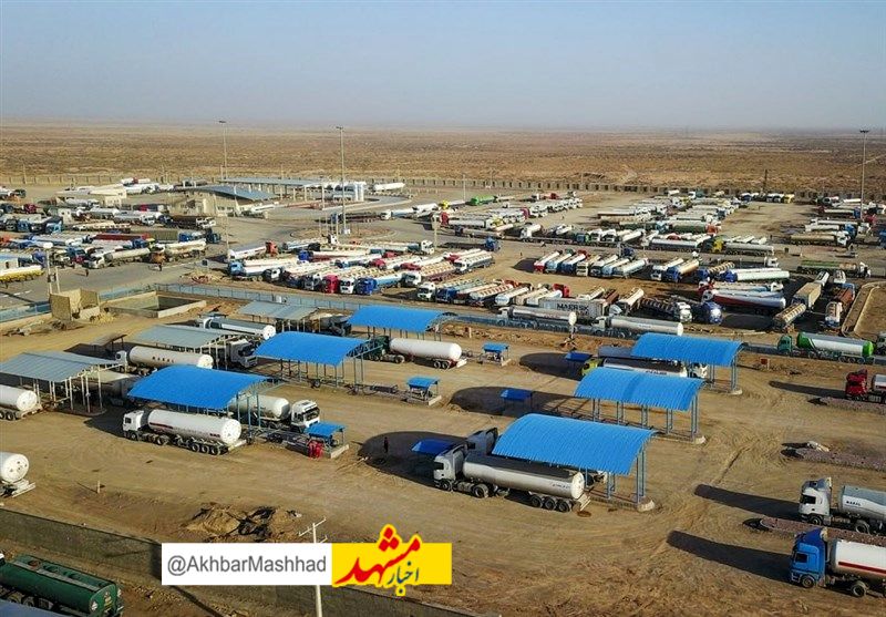 خسارت روزانه ۲ میلیون دلاری ناشی از توقف ناوگان در مرز دوغارون 