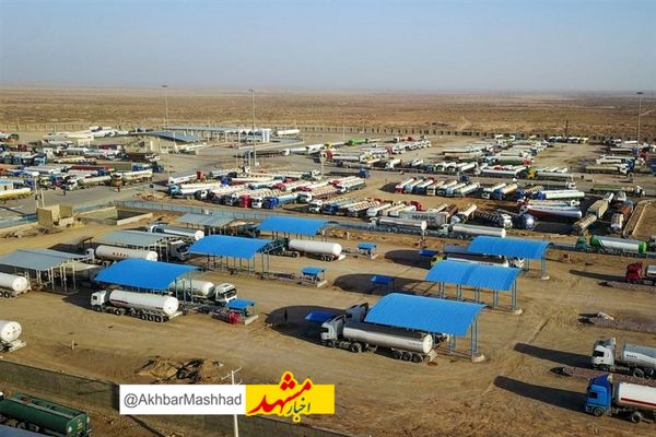 خسارت روزانه ۲ میلیون دلاری ناشی از توقف ناوگان در مرز دوغارون 