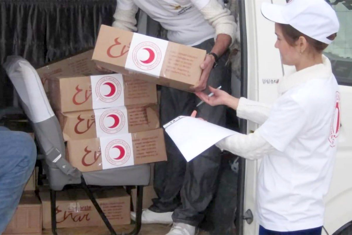 کمک‌های بشردوستانه ترکمنستان به کودکان آسیب‌دیده از جنگ وارد خراسان رضوی شد (۲۳ اسفند ۱۴۰۴)