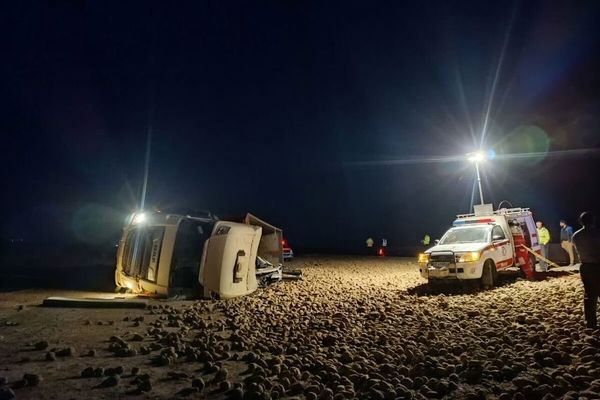 واژگونی تریلی بر روی خودرو سواری در قوچان منجر به فوت یک نفر شد