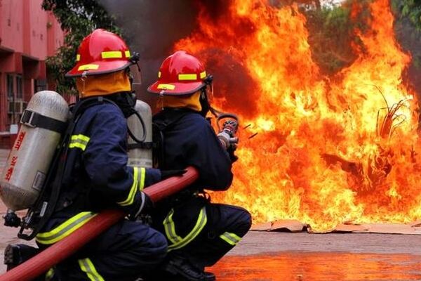 علت انفجار در پمپ بنزین حصارسرخ شاندیز مشخص شد