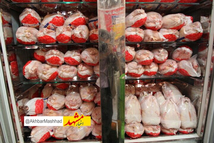 توزیع گوشت مرغ با قیمت ۱۶۰ هزار تومان در بازار سبزوار