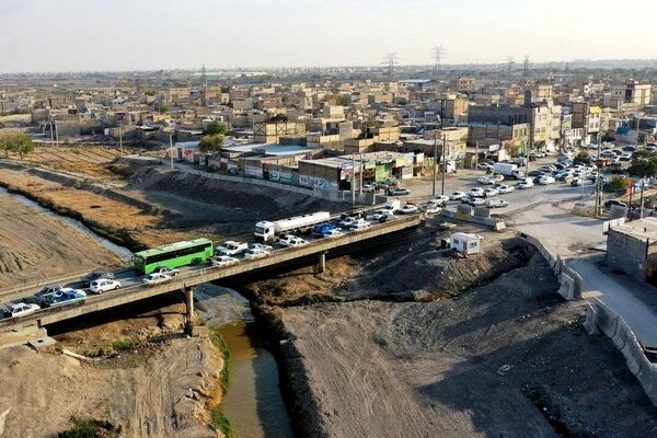 انتقاد استاندار خراسان رضوی از اجرای پروژه یک پل در مشهد