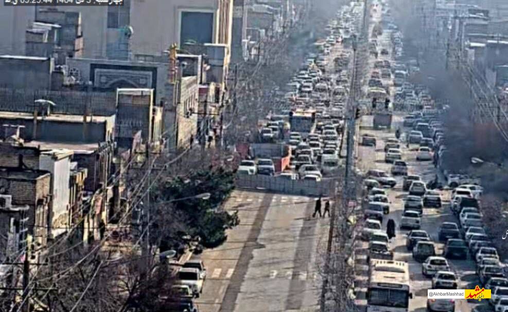 فرونشست زمین، یک بلوار پرتردد در مشهد را مسدود کرد