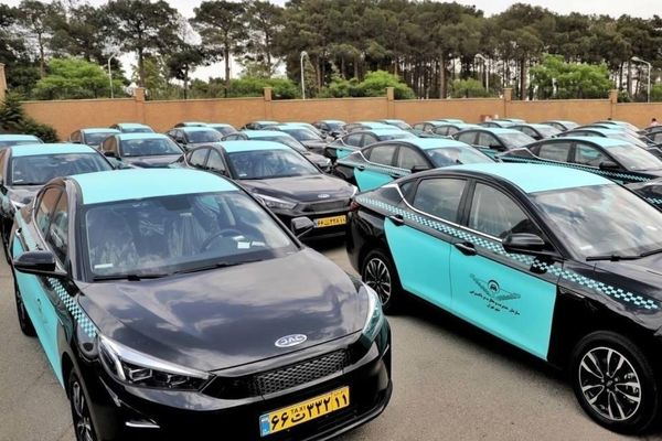 تاکسی‌های برقی در راه مشهد