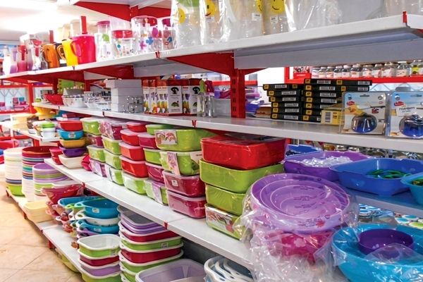 به دلیل افزایش نرخ مواد اولیه، قیمت پلاستیک در بازار رکورد زد | گرانی پلاستیکی!