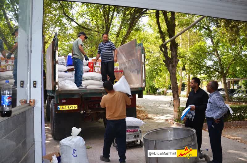 موکب امام رضا ع اربعین در کربلا به زائران امام حسین ع خدمت رسانی می کند