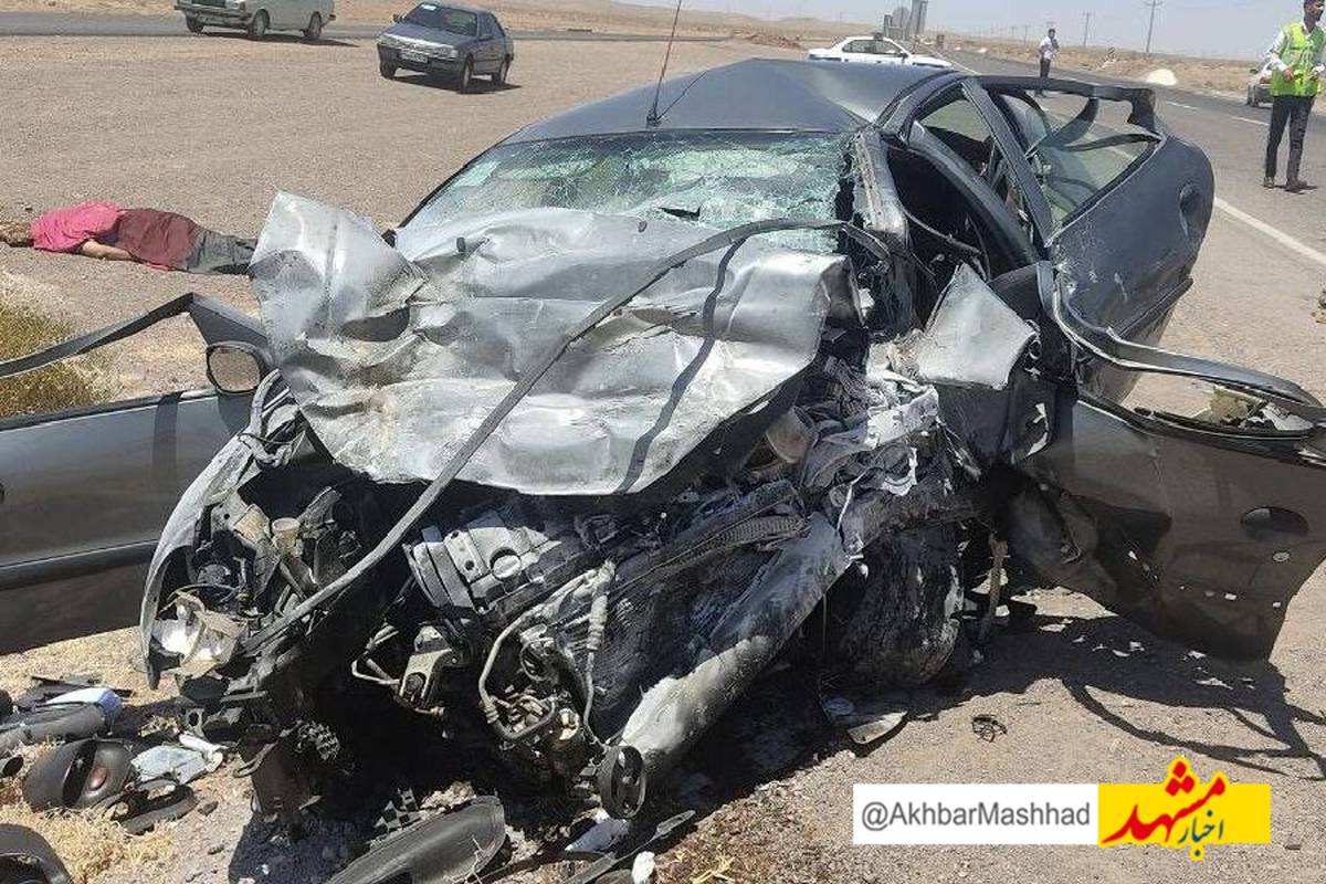 تصادف جادهای در تایباد چهار کشته و سه مصدوم برجا گذاشت