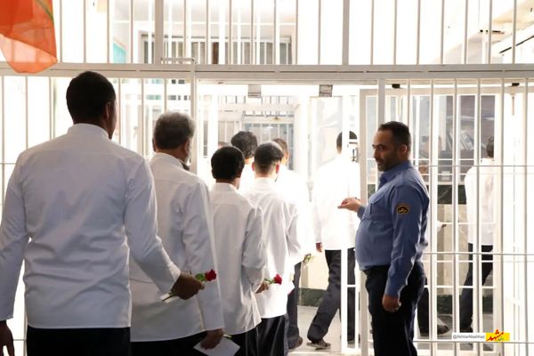 ۷۶ زندانی از اردوگاه کاردرمانی خراسان رضوی آزاد شدند