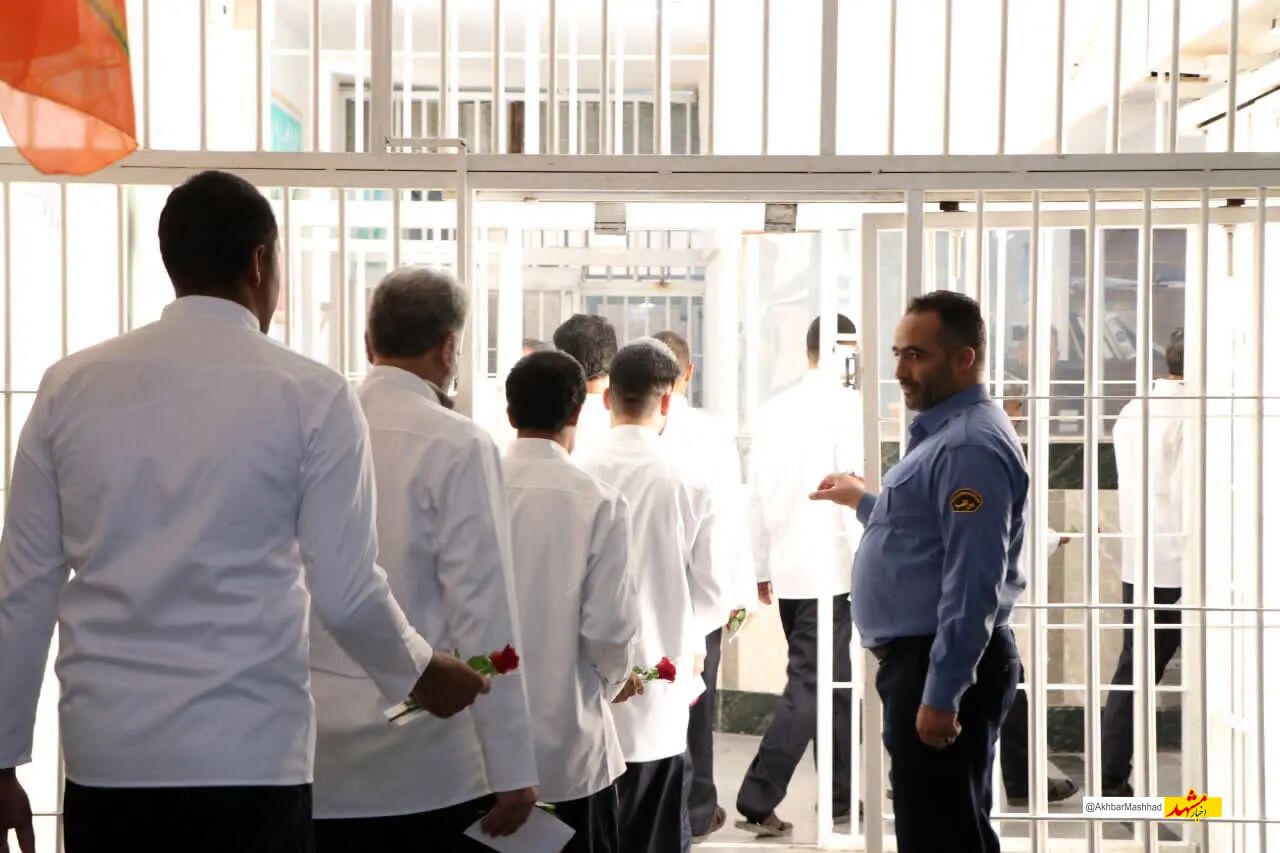 ۷۶ زندانی از اردوگاه کاردرمانی خراسان رضوی آزاد شدند