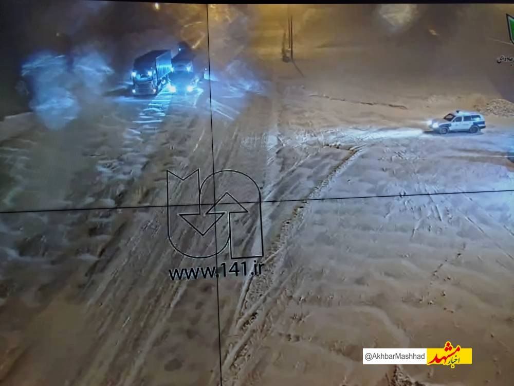 آخرین وضعیت تردد در محورهای خراسان رضوی / بارش برف و باران در بیشتر جاده‌ها