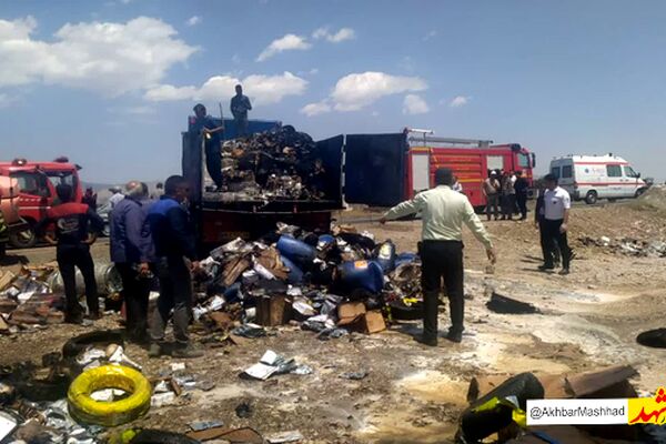 مهار آتش‌سوزی یک دستگاه کامیون در محور نیشابور_مشهد