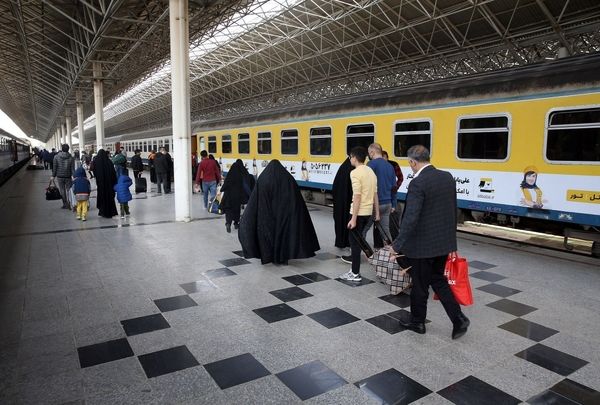 حرکت قطار‌ها از راه‌آهن مشهد تا اطلاع ثانوی متوقف شد