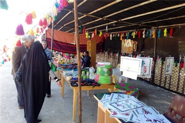 بیش از ۵۸۰ غرفه صنایع‌دستی نوروز ۱۴۰۵ در خراسان رضوی پذیرای گردشگران