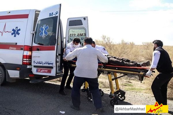 «باز هم جاده مرگ!» /  تصادف زنجیره‌ای در محور گناباد - قاین ۳ کشته و ۱۴ زخمی برجا گذاشت