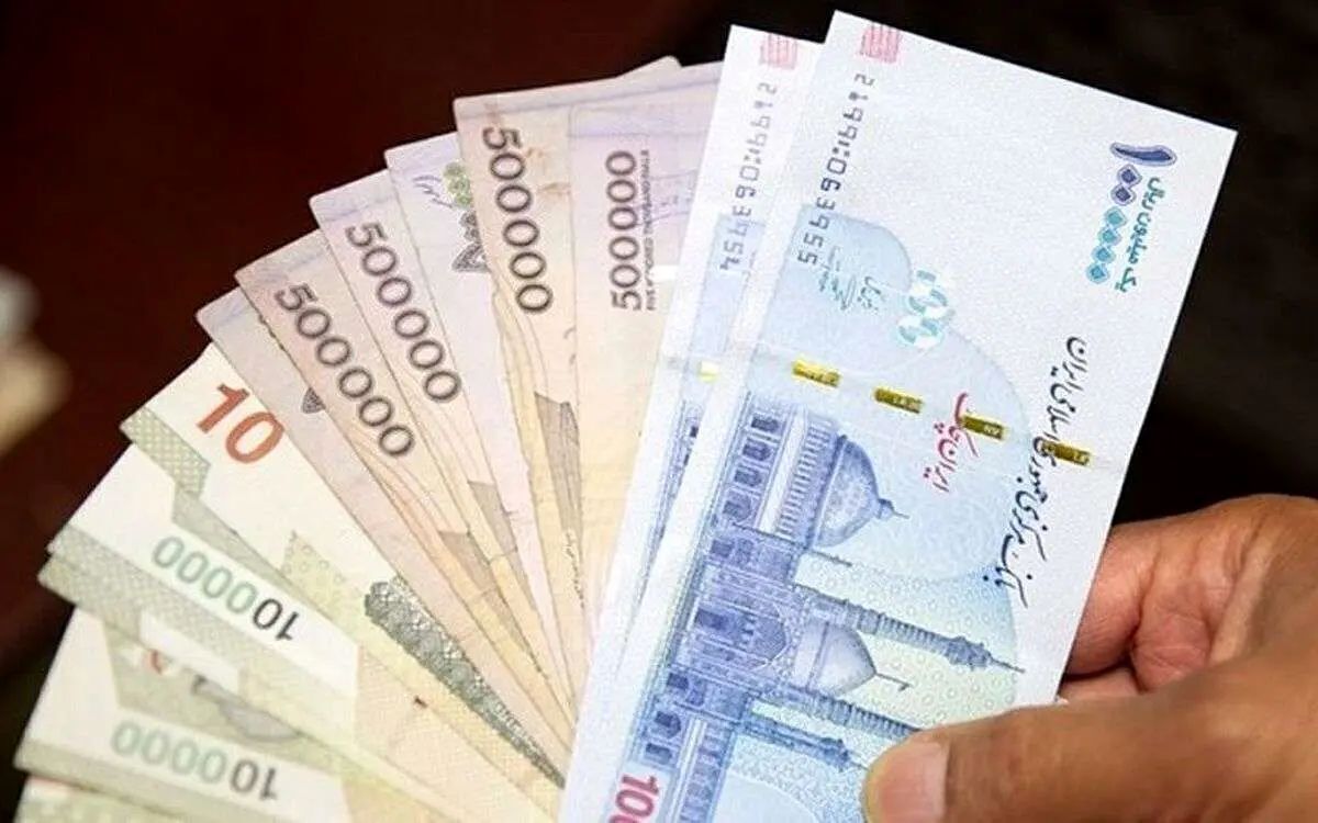 تمسخر ارزش پول ایران در تلویزیون آذربایجان/ ویدئو