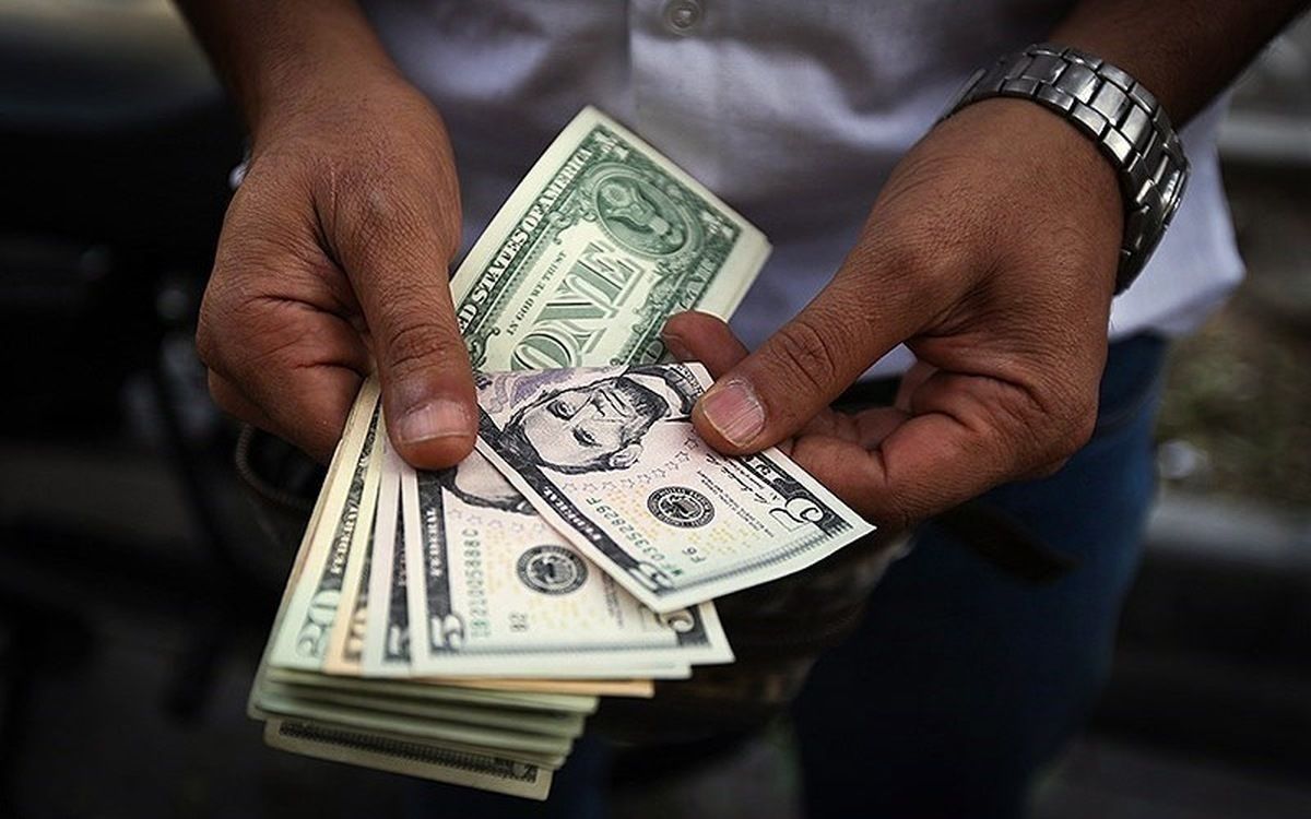 ماجرای «دلار ارزان» در بازار آزاد چیست؟