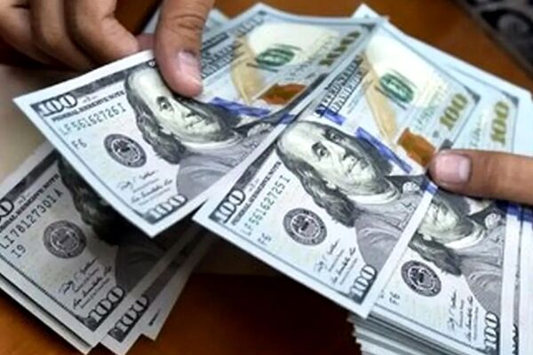 آخرین نرخ ارز در مرکز مبادله و بازار آزاد