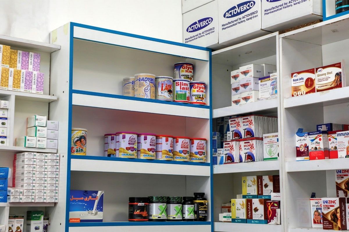 بررسی وضعیت دارو در داروخانه‌های شهر مشهد | نیم‌روز با مردم و داروخانه‌داران در شرایط آتش‌بس