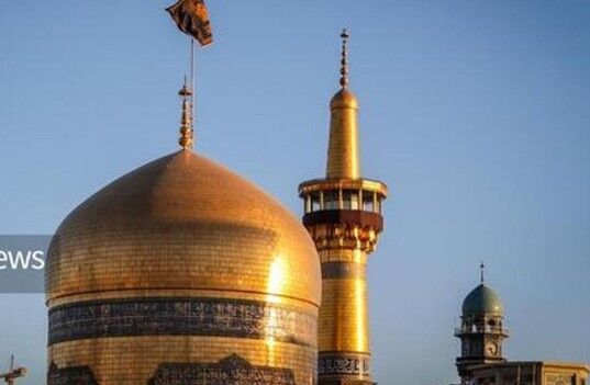 پرچم حرم مطهر رضوی بعد از اربعین رهبر شهید تعویض خواهد شد(فردا ۲۲ فروردین ۱۴۰۵)