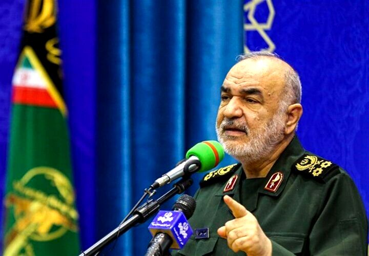 صفوف خدمت را فشرده‌تر خواهیم کرد/جلوی توطئه‌ها را می گیریم