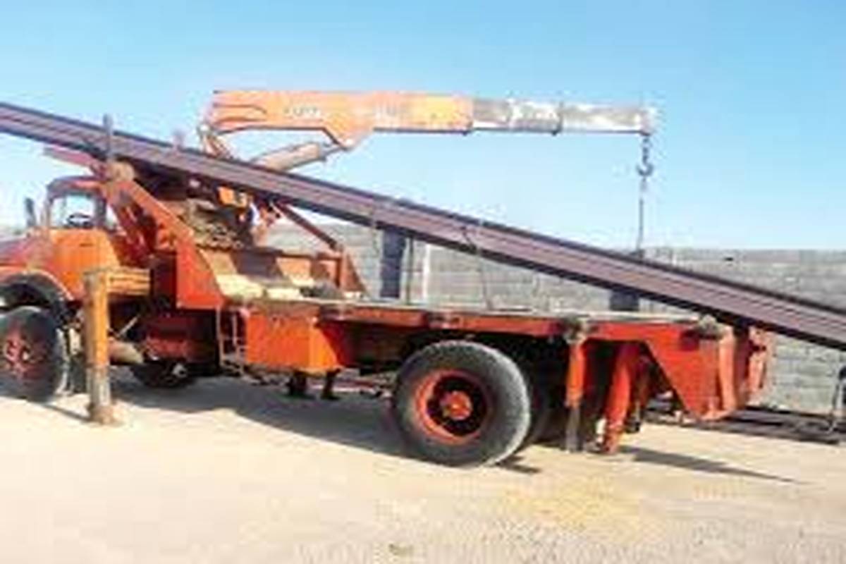 ماجرای سرقت ۳۹ شاخه تیرآهن با جرثقیل!