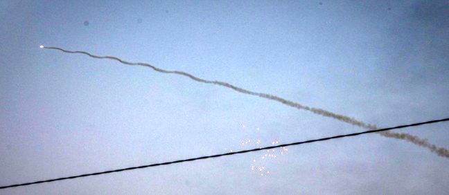 فعال‌شدن آتش‌بار‌های پدافند هوایی یکپارچه در مشهد برای بار دوم (۱۳ فروردین ۱۴۰۵)