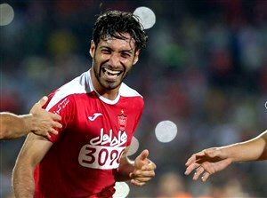 زوج دفاع پرسپولیس برابر پدیده شکل می گیرد