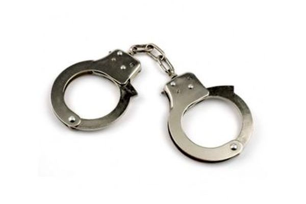 وکیل جوان کلاهبردار از آب در آمد