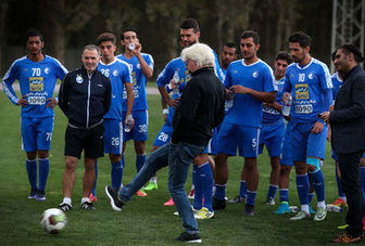 بازگشت ملی پوشان استقلال