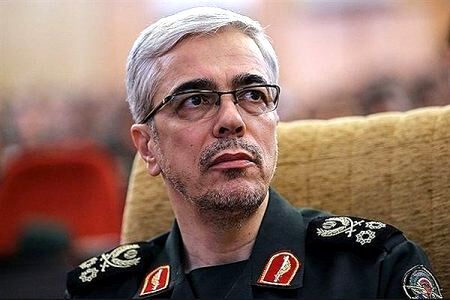 پیام تبریک سرلشکر باقری به رهبر معظم انقلاب