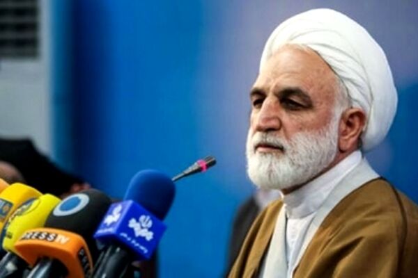 واکنش تند اژه‌ای به اظهارات احمدی نژاد
