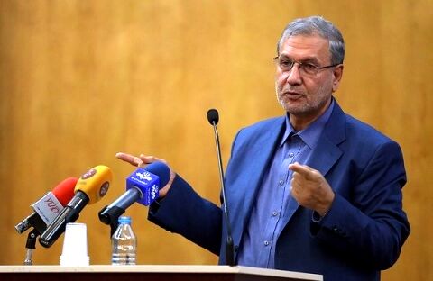 اظهارات "ربیعی" درباره افزایش حقوق بازنشستگان